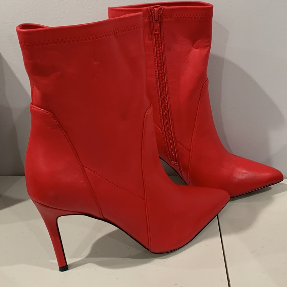 Charles David‎ Matte Red Pointy Boots